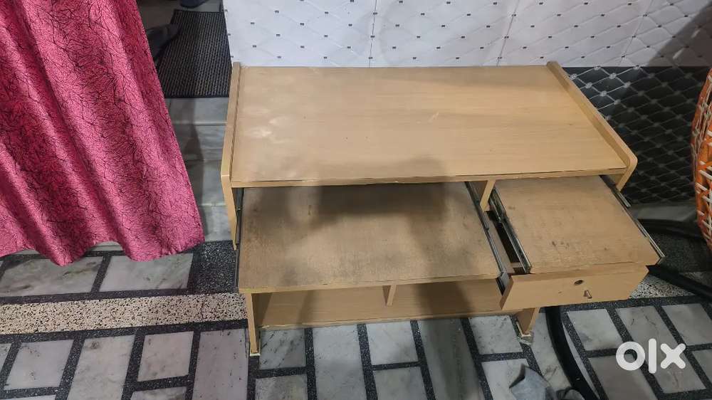 Computer Table