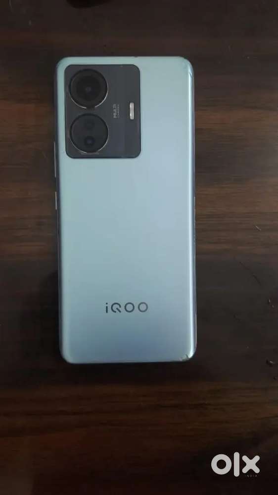 iQOO Z6 PRO 5g (Model march 2024)