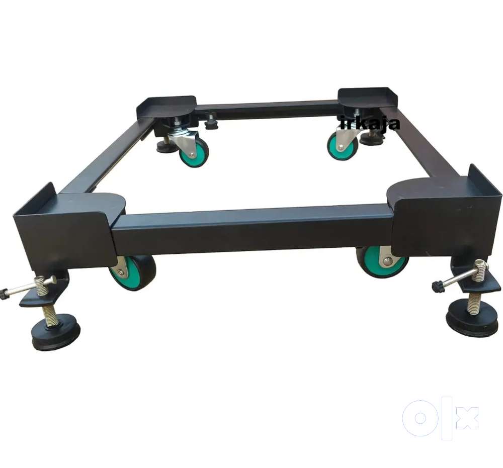 Adjustable and movable trolley