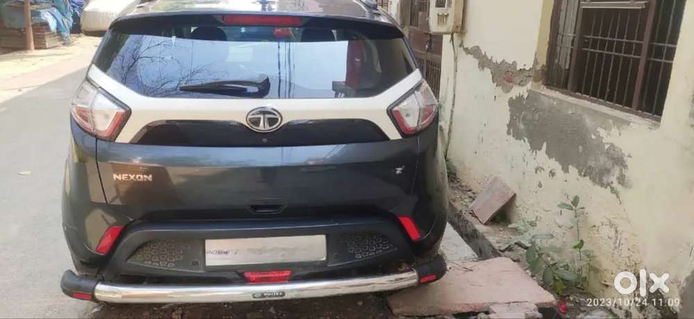 Tata Nexon 2018 Petrol Good Condition WITH VIP NUMBER