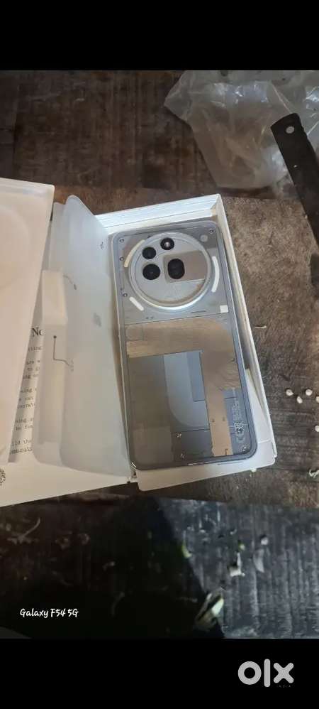 Nothing phone 3a pro just 2day old