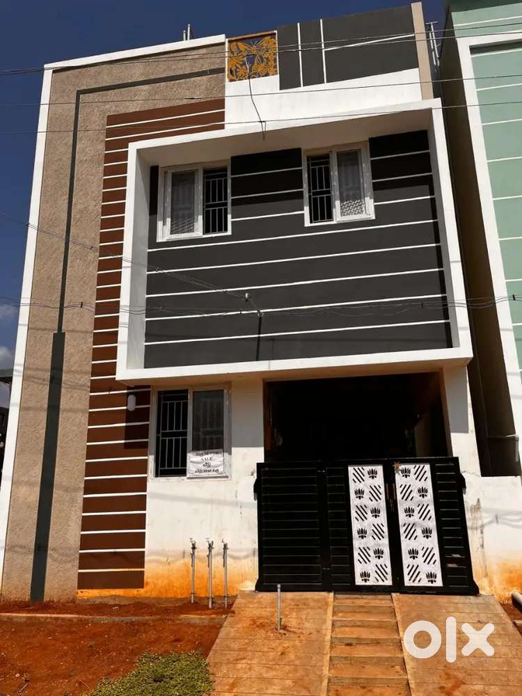 பேரூர் பஸ் stop அருகில் மிக குறைந்த விலை உயர்ந்த தரமான வீடுகள் உள்ளன