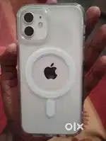 iPhone 12.