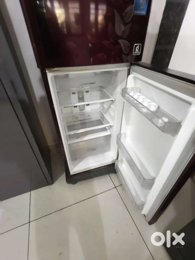 Whirlpool 245 liter double Door Fridge