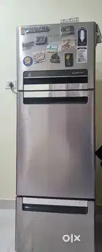 Whirlpool proton 3 door fridge