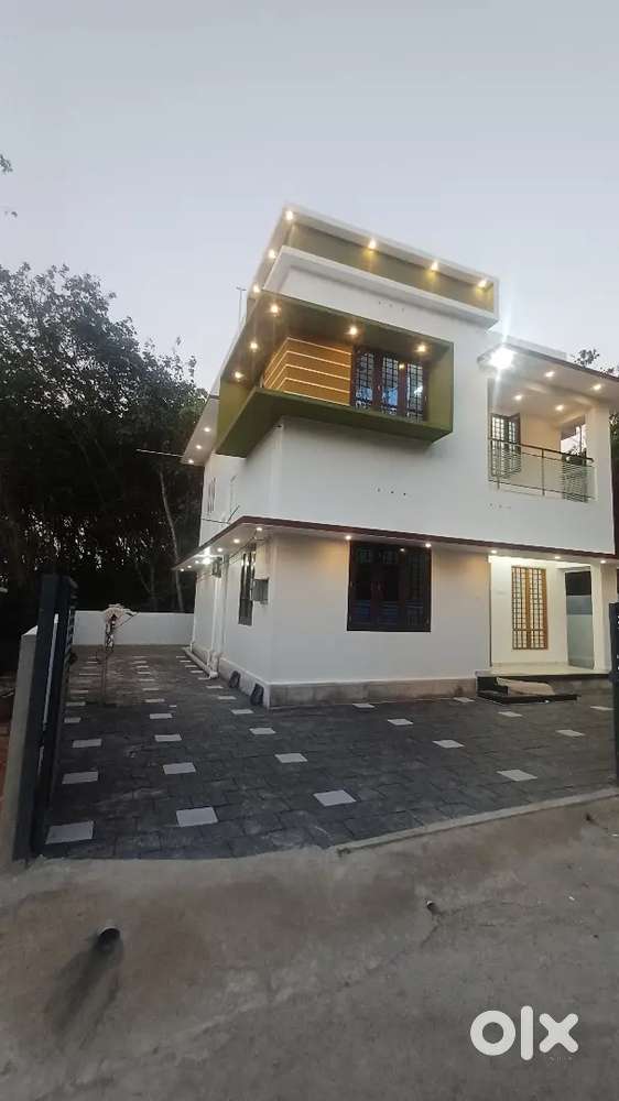 7 cent 3 room attached TECHNOCITY vavaraambalam