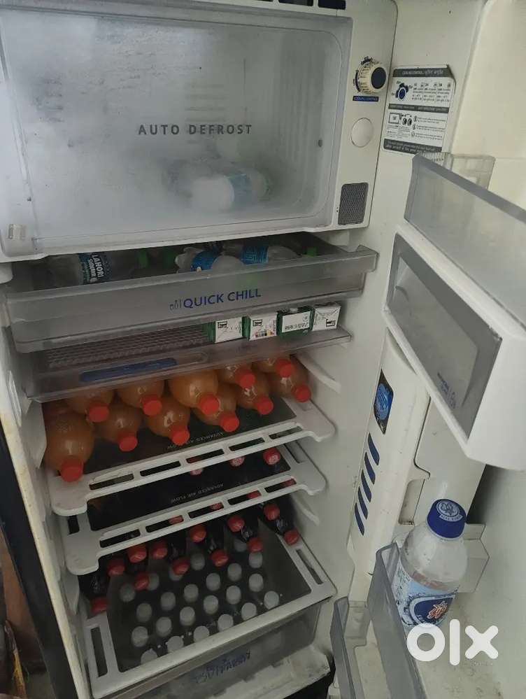 Whirlpool 245 L single door