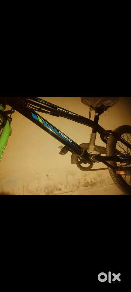 Hero Rotor BMX 20T Sporty Cycle in Full Rotation of Handle for Stunts