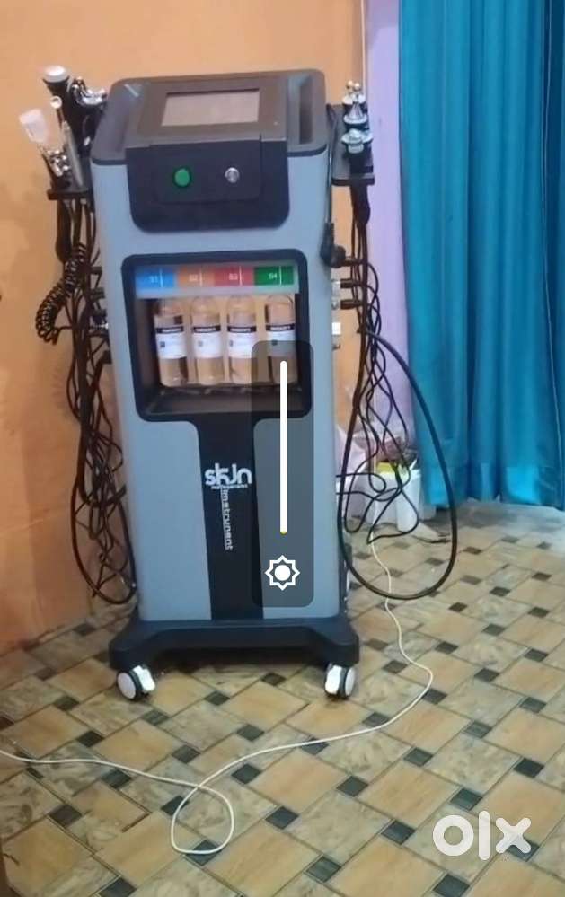 Hydra Facial Machine, Skin & Hair Analyser, 3D Steamer