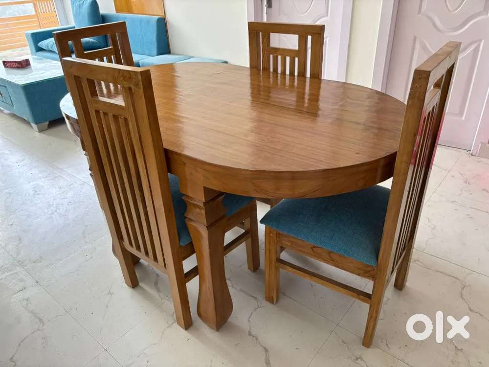 Dining table with 4 chairs (2 sets)