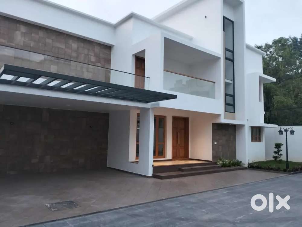 Edappally toll 5cent house for sale