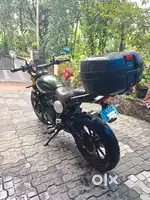 Triumph / Scrambler 400 X