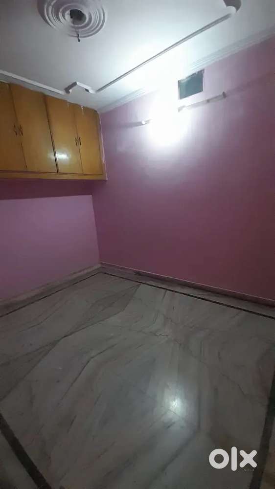 2room set Indira Nagar independent semi furnished