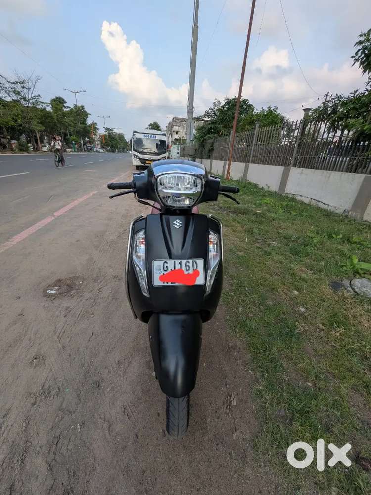Suzuki Access 125 Disc SE – 2023 Model 13,000 km  Excellent Condition