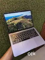 MacBook Air 2020 intel in Good Condition