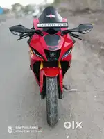 Yamaha R15 V4