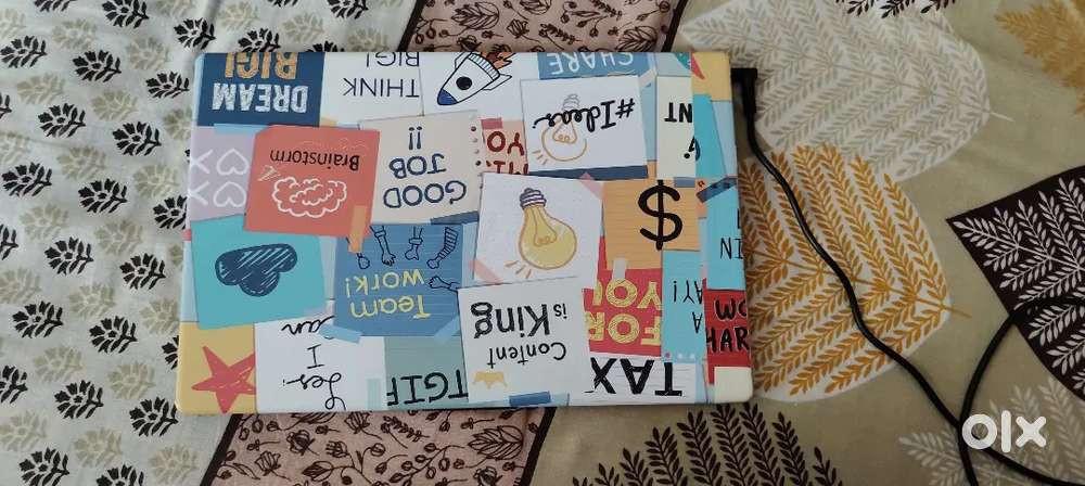 Hp 15 series laptop, i3 13th generation, 8gb ram and 512 gb ssd.