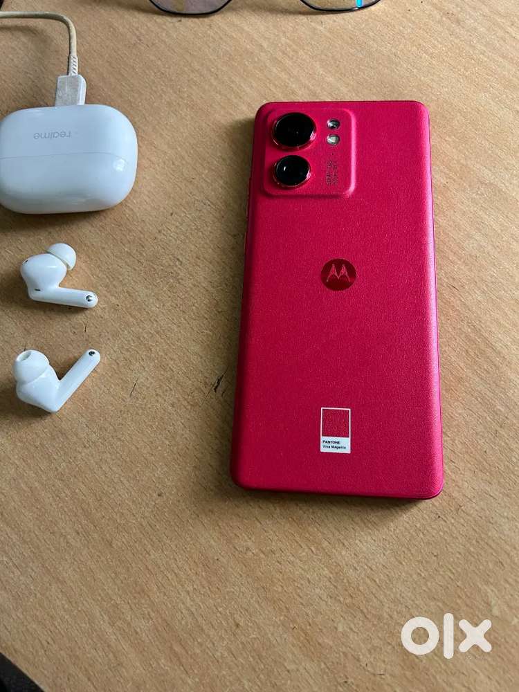 Brand new moto edge 40