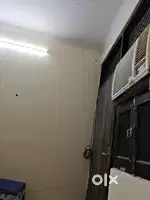 3 BHK ROSHNARA ROAD