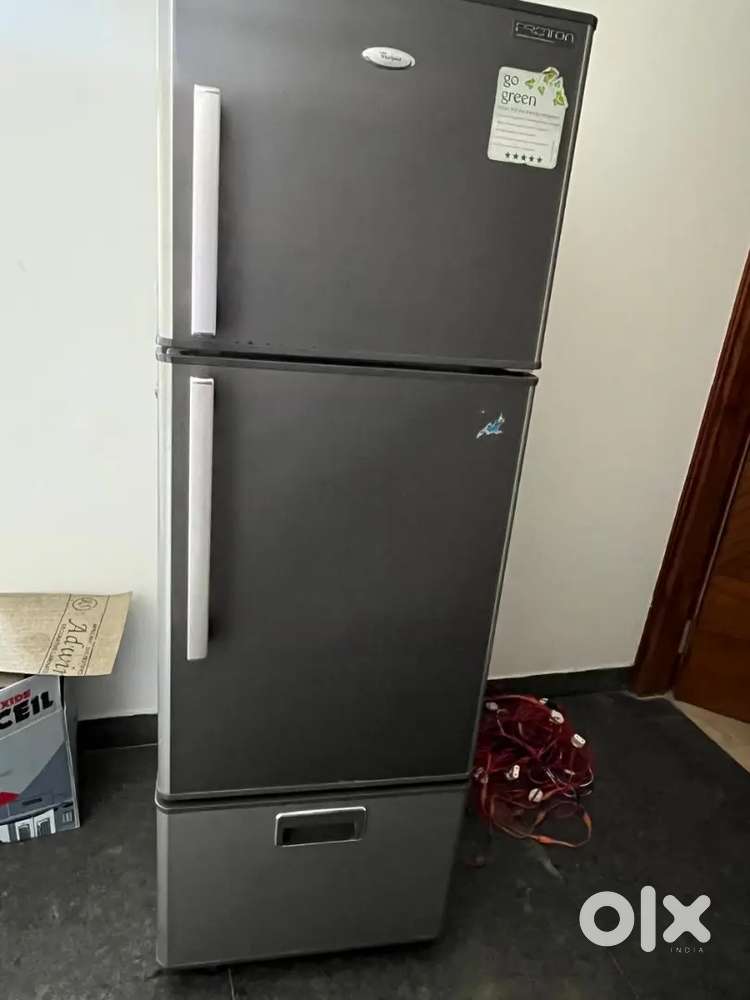 Fridge in mint condition due to change of location