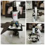 Microscope