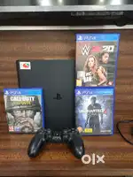 Ps4 playstation 4 for sale in very good condition with 3 games