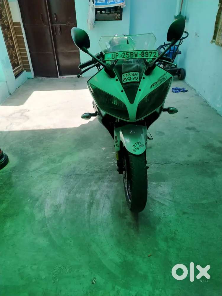 Mast condition me hai