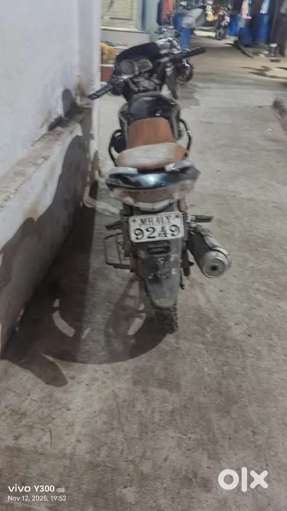 One hand used good condition