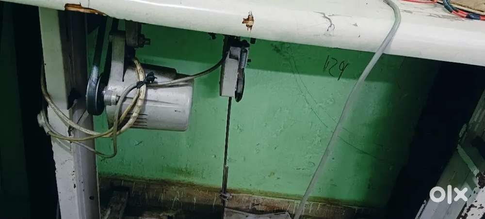 SEWING MACHINE FOR SELL