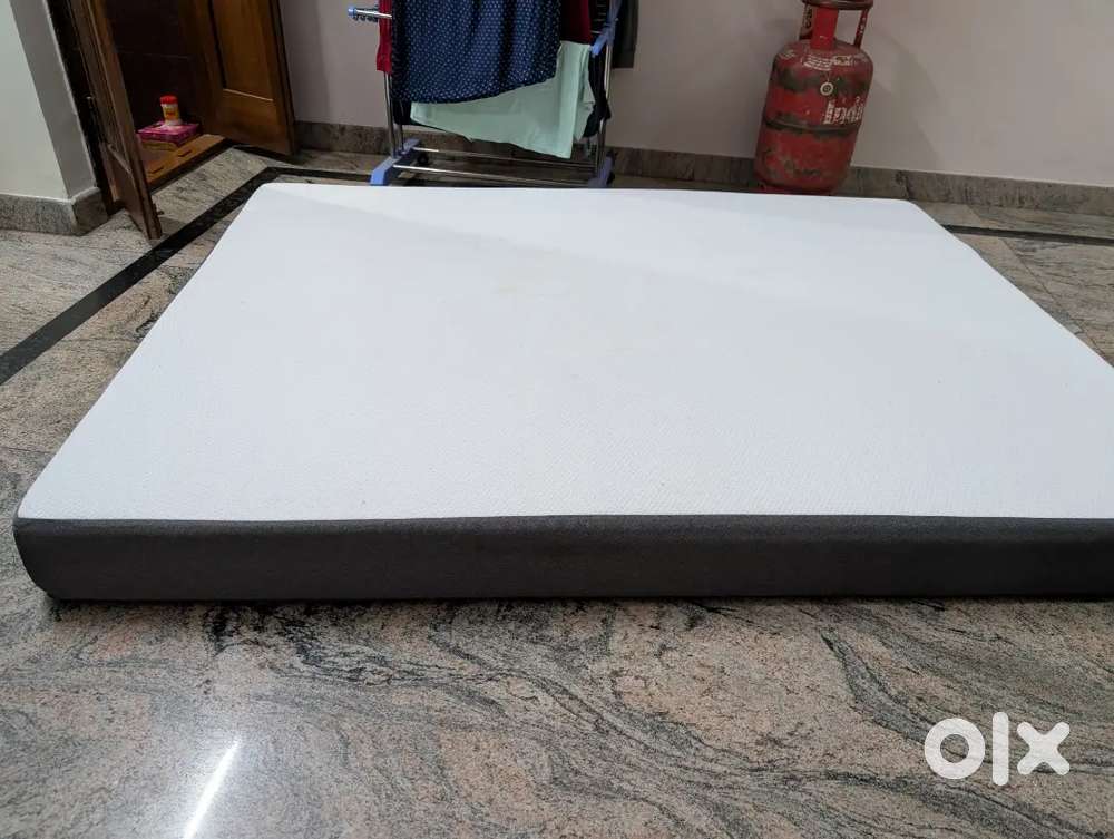 Queen size wakefit mattress good quality