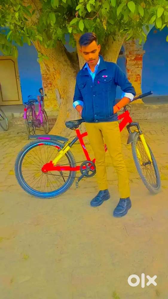 Red yelo colour