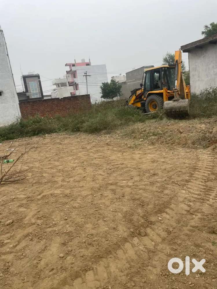 2side open 30ft road near maharaja mansarovar in front of girdhar gree