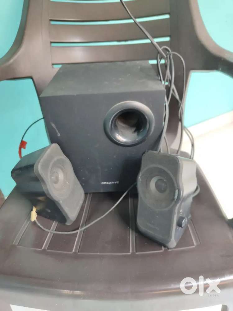 Sound box with baser