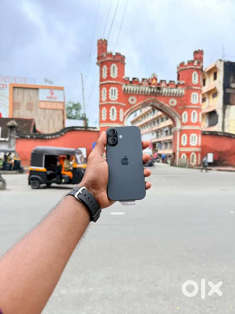 IPHONE 17 256 GB 100 BH BLACK COLOUR JUST OPEN