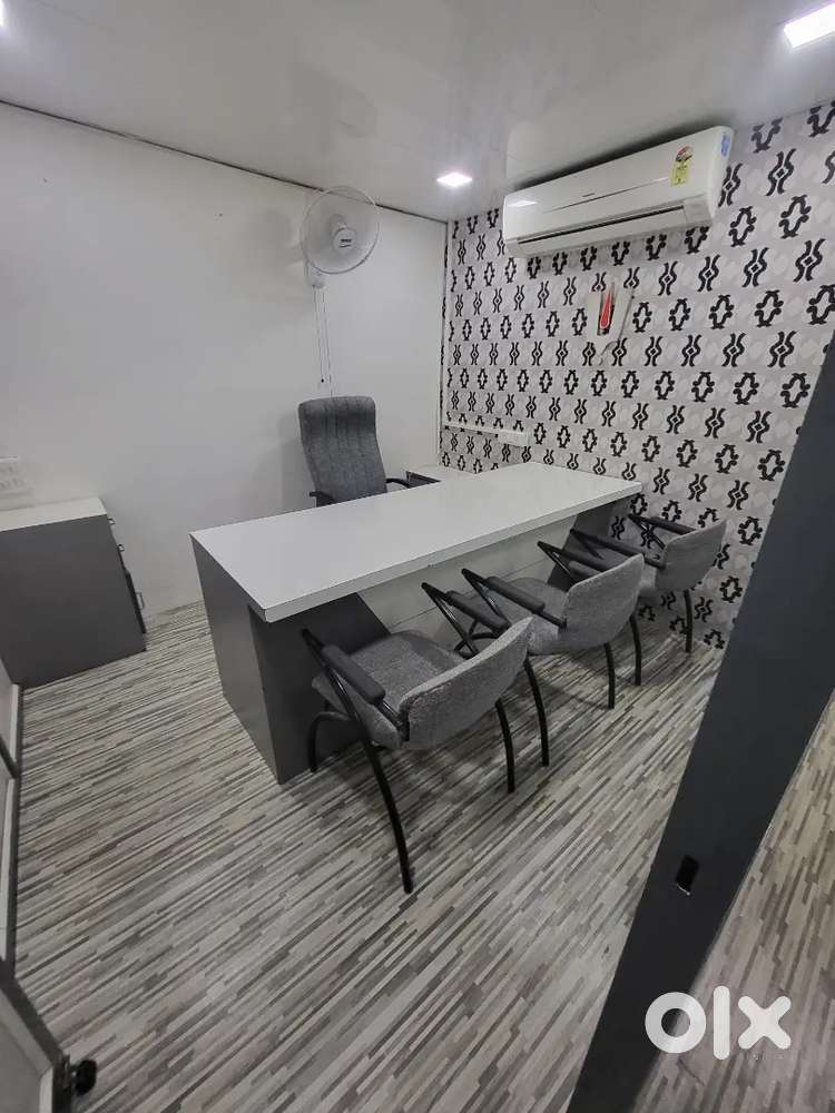 15SEATING 2CABINS FULLY FURNISHED OFFICE AT RENT M.G ROAD INDORE