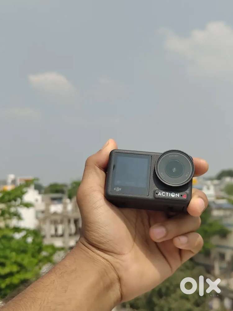DJI Action 4 Standard Combo. Only 1 month used