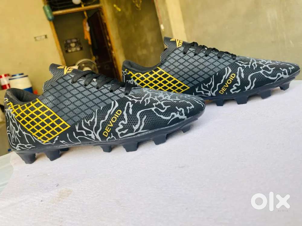 Football Shoes /Soccer Studs