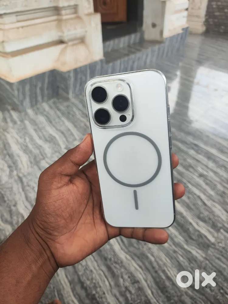 Iphone 16 pro 128 GB ..Branch new mobile 1 week old mobile