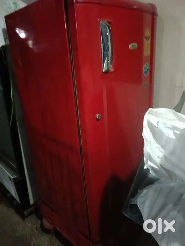 Fridge selling