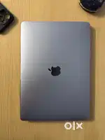 Macbook pro M1 8/256gb