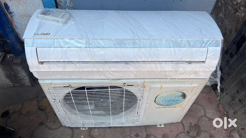 SPLIT AC GOOD CONDITION