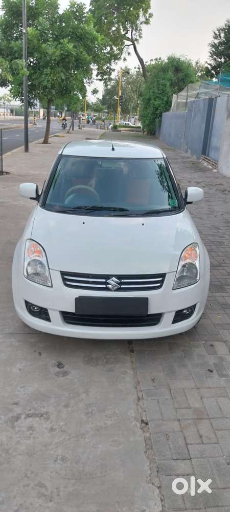 Maruti Suzuki Swift Dzire VXI Optional, 2009, Petrol