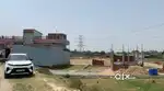 Corner plot hai main road pe colony ke 855 sq ft