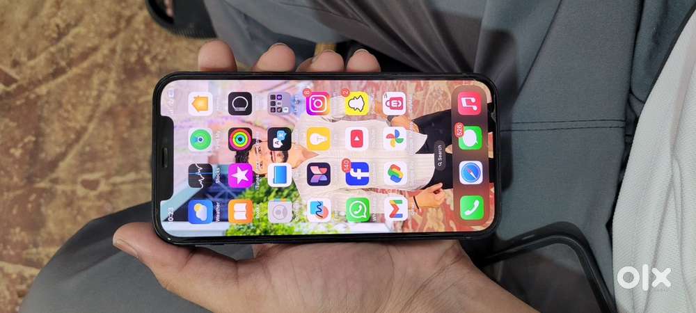 iphone 12 64 gb 90 bettry health