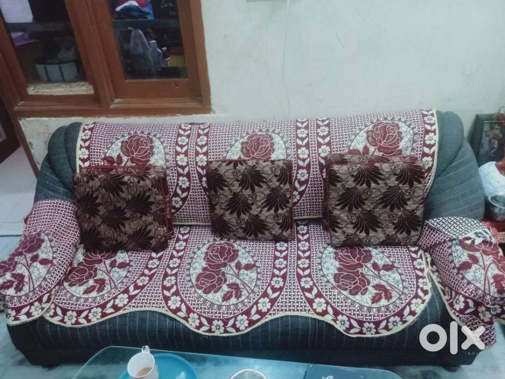 Well conditioned sofa