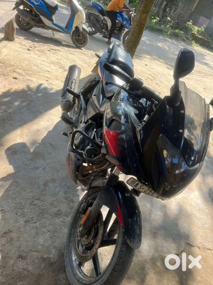 For sale Bajaj pulser 220