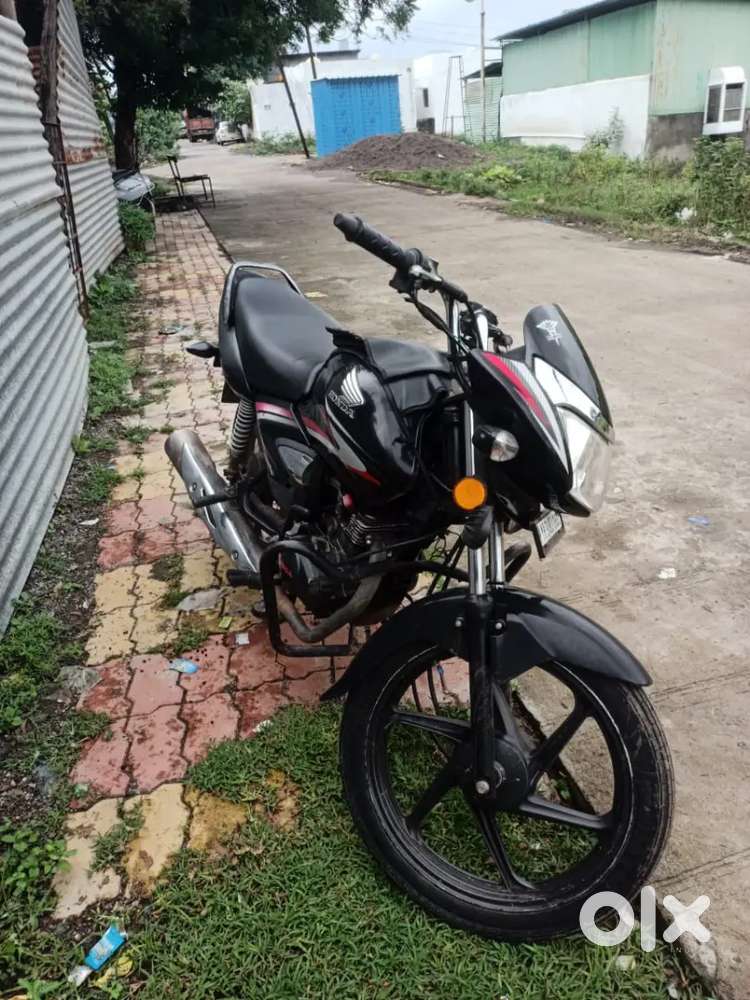 Honda shine 2017 model