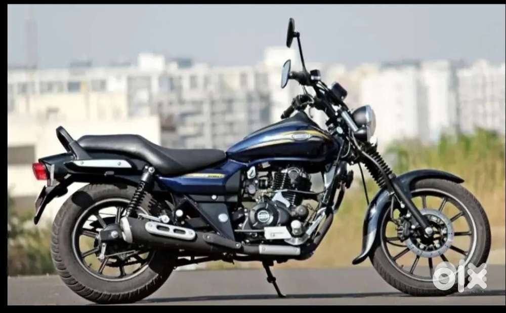 Avenger 150 street