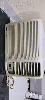 Career window AC 0.75 T very good condition