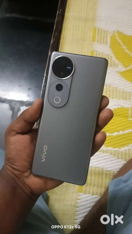 Vivo v40 Pro 12gb Ram 5 12 internal
